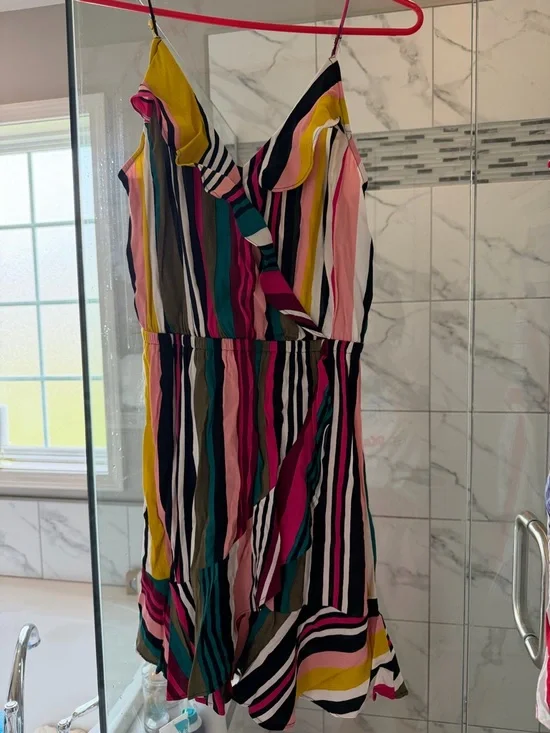 Express Women’s Dress Bundle - Picture 2 of 4